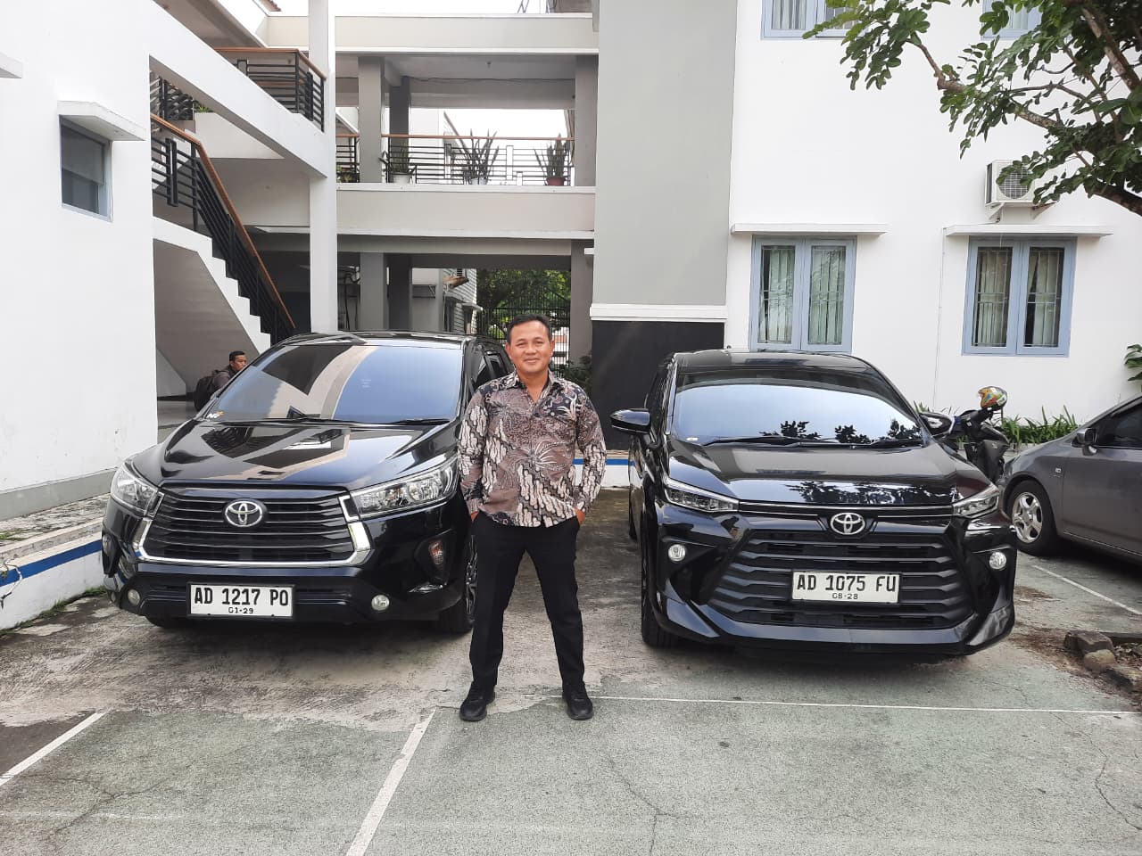 Liburan Keluarga Bahagia dan Nyaman Bersama Irvan Transport Solo